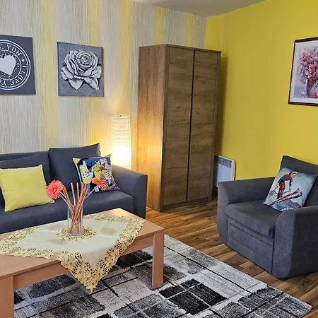 Ramada 2 Boutique Near Road * Bansko