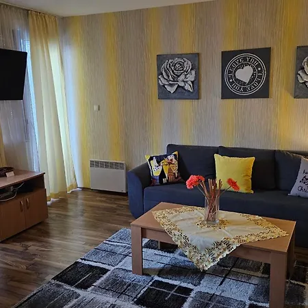 Apartmán Ramada 2 Boutique Near Road *