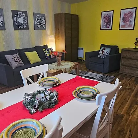 Ramada 2 Boutique Near Road Bansko