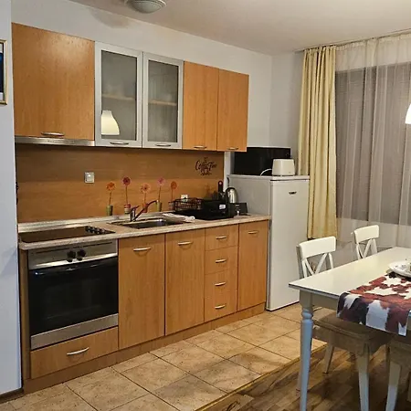 Апартамент Ramada 2 Boutique Near Road