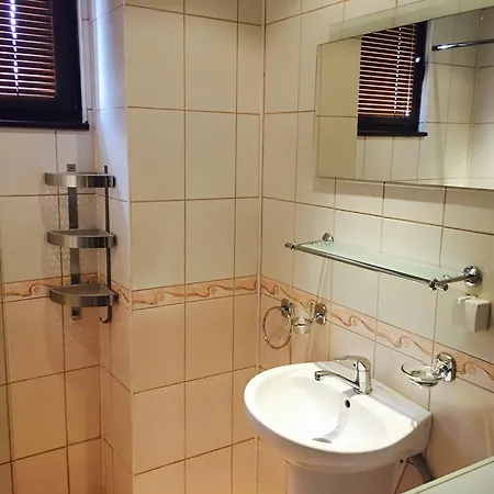 Ramada 2 Boutique Near Road