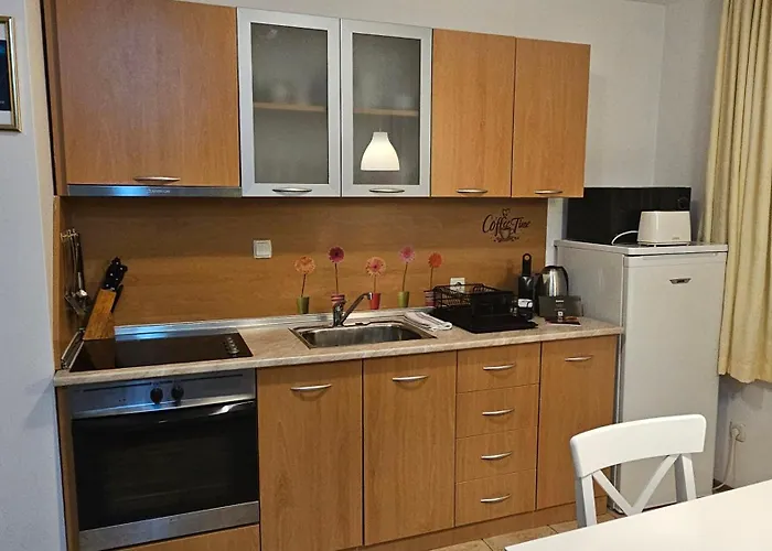 Ramada 2 Boutique Near Road Апартаменты *