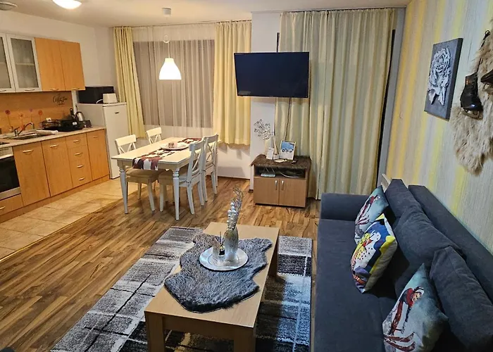 Ramada 2 Boutique Near Road * Банско