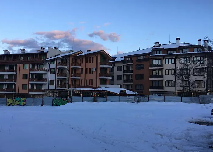 Апартаменты Ramada 2 Boutique Near Road